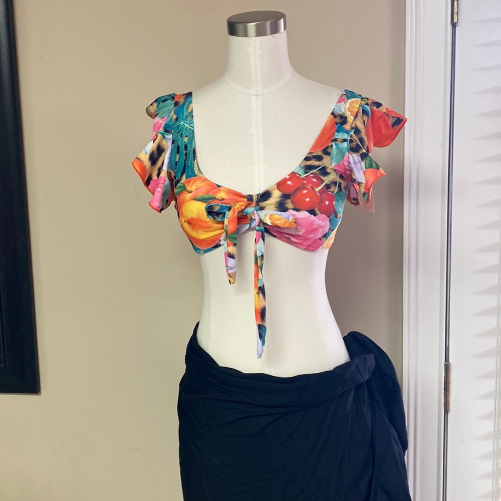 Bikini‎